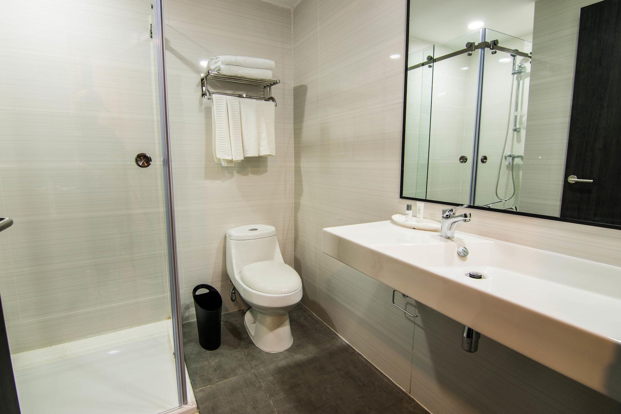 Innfiniti Hotel & Suites Kota Panama Bagian luar foto
