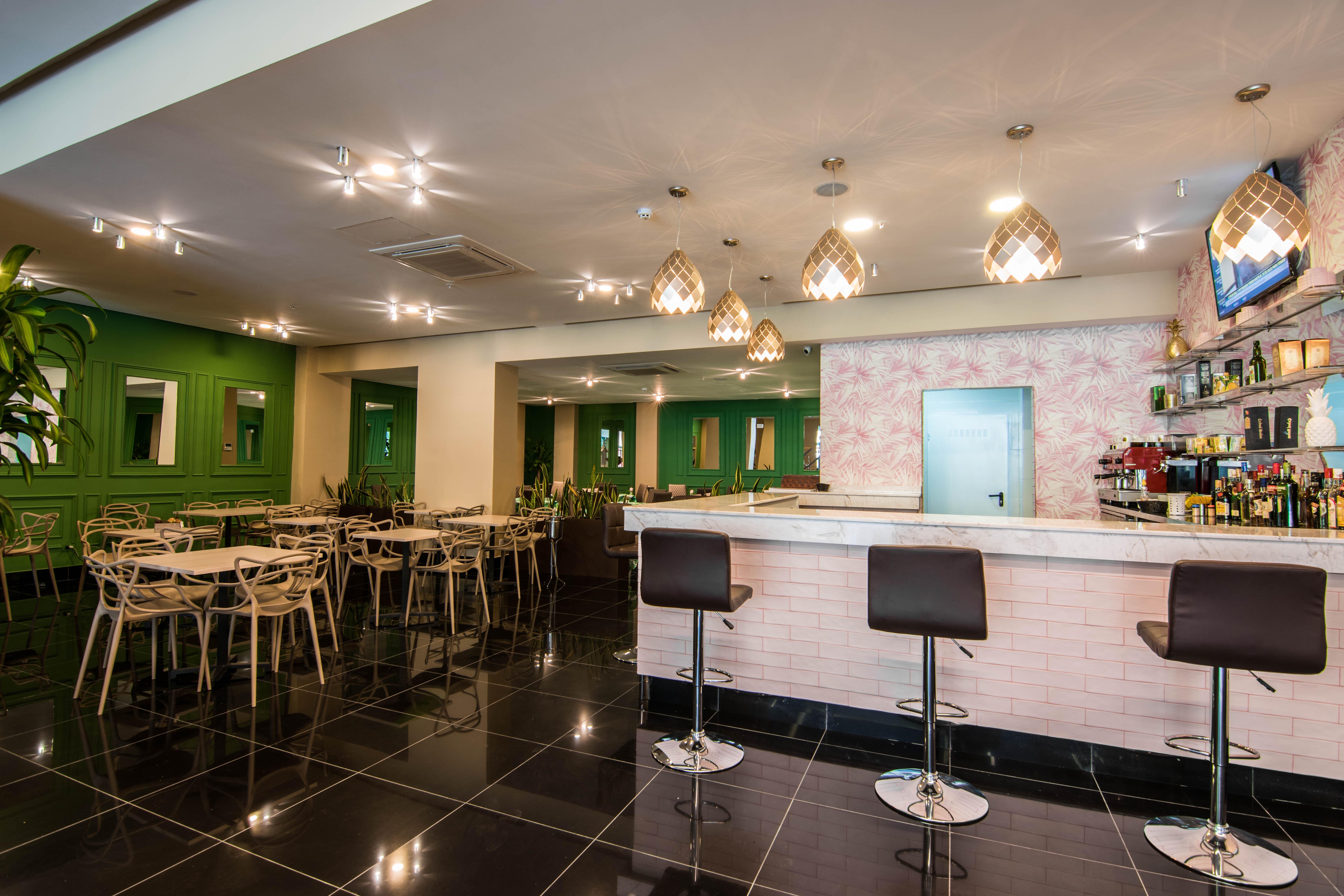 Innfiniti Hotel & Suites Kota Panama Bagian luar foto