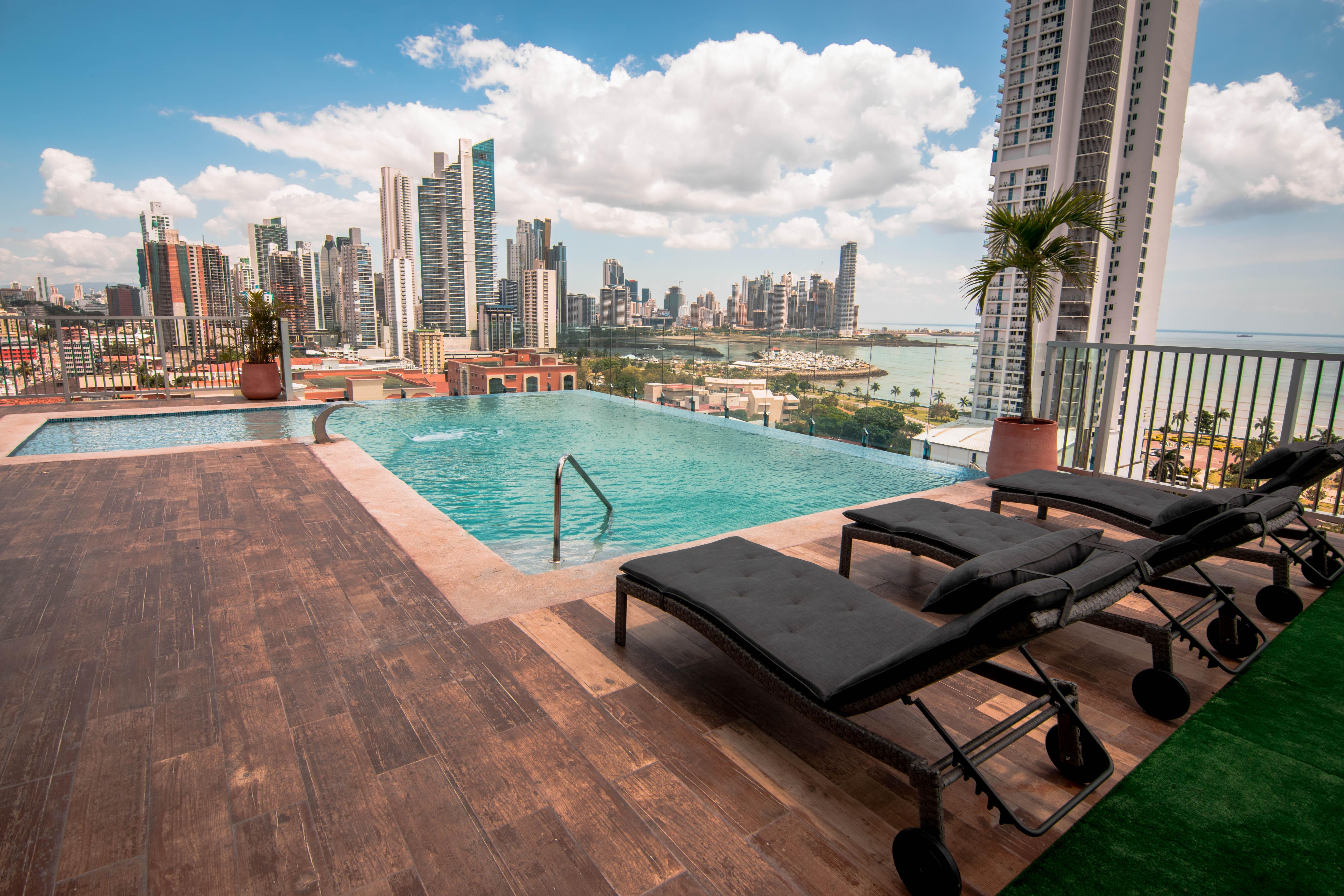 Innfiniti Hotel & Suites Kota Panama Bagian luar foto