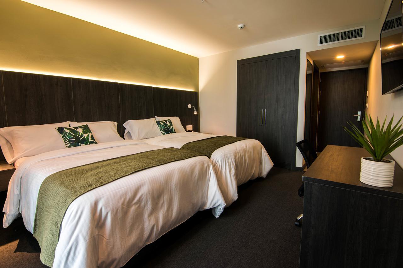 Innfiniti Hotel & Suites Kota Panama Bagian luar foto