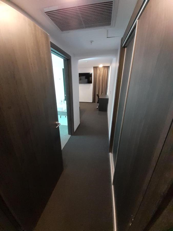 Innfiniti Hotel & Suites Kota Panama Bagian luar foto